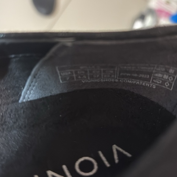 Vionic Willa Sleek Black Shimmer Ladies Size 7 - Picture 6 of 7